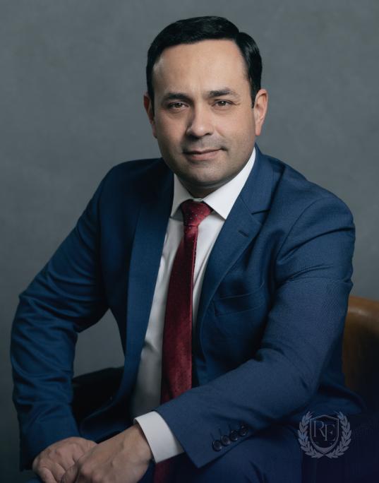Rangel Elias | Advogado especialista em direito da saúde